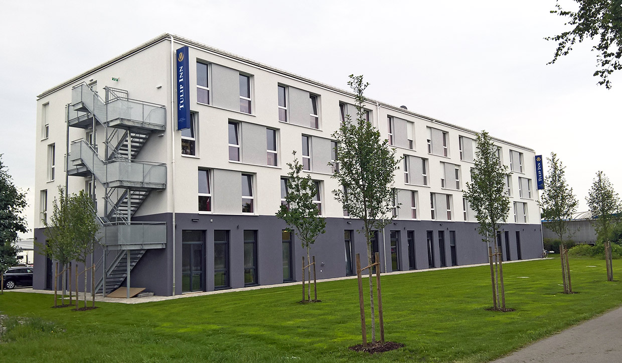 Aussenansicht / Fassade des Hotels, Rückseite . Hotelneubau, Dachau