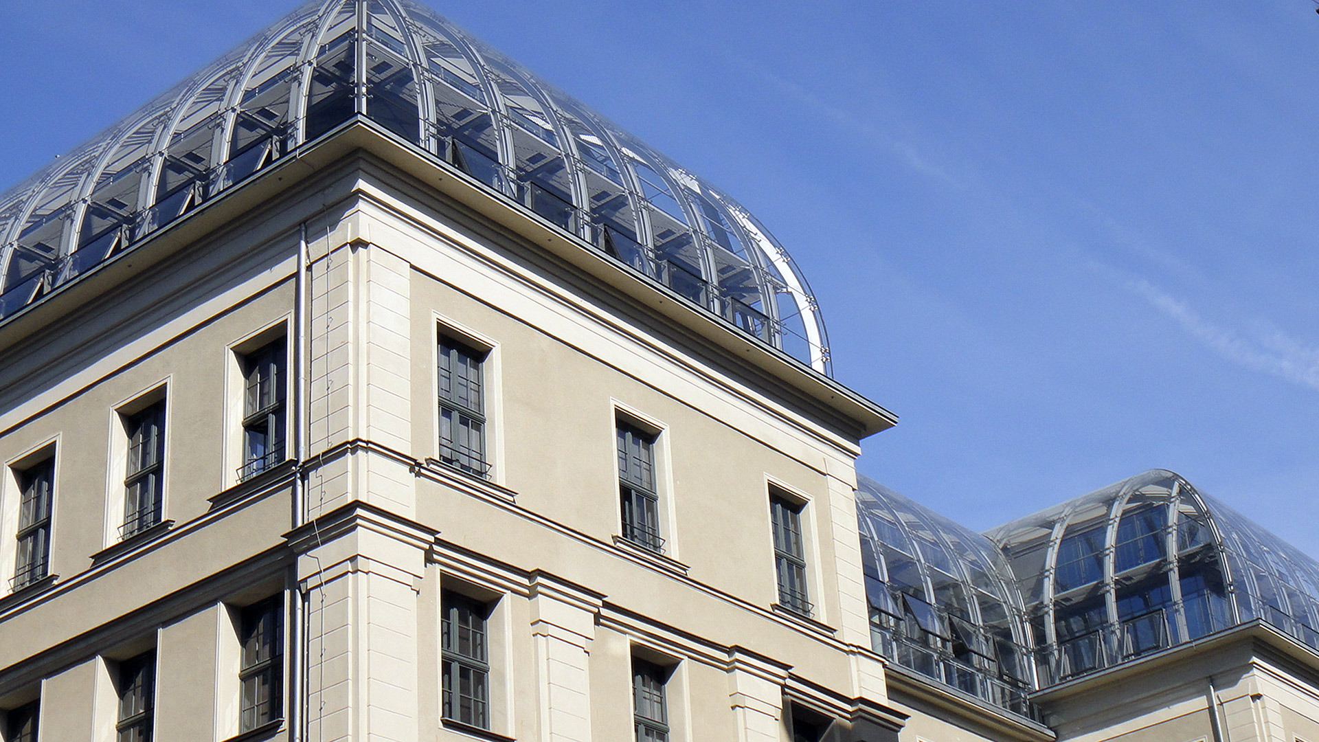 Ansicht Obergeschoß und Dachgeschoß mit zweischaliger Glaskuppel . Sanierung Hauptverwaltung Deutscher Sparkassen- und Giroverband, Berlin