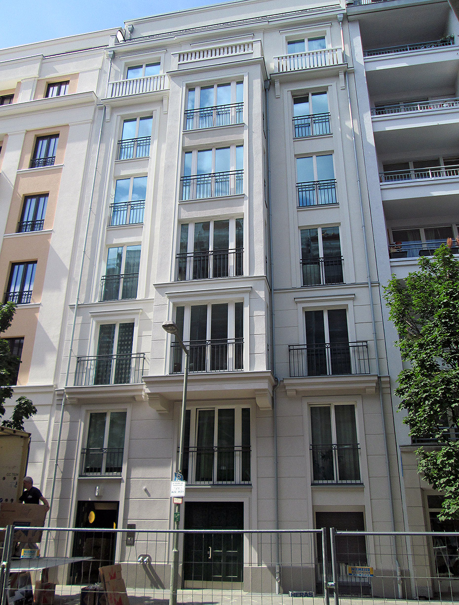 Straßenansicht Aussenfassadenversionen Seydelstraße . Neubau Mehrfamilienhaus, Beuthstraße Berlin